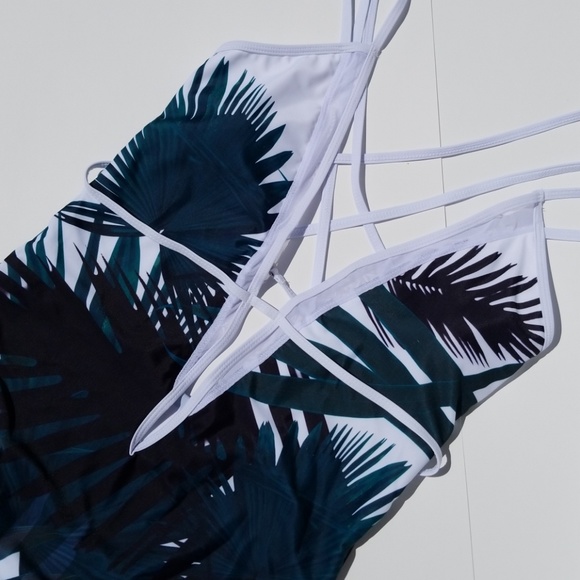 ***SOLD**HP*Last 1 sz Med Tropical 1 piece - Picture 6 of 7